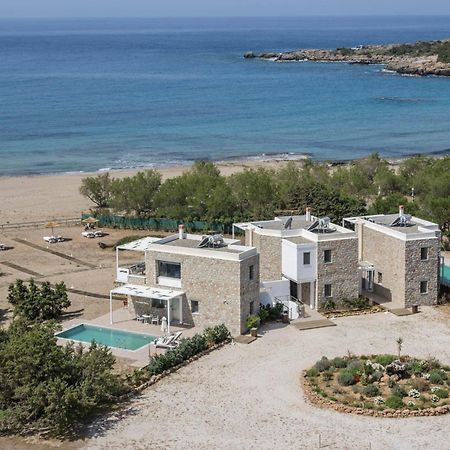 Cedar Bay Beachside Villas Palaiochora Exteriör bild